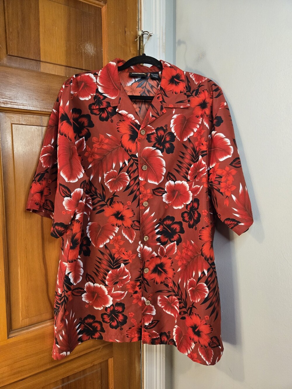 Men's Red Floral Casual Button-Down Shirt
